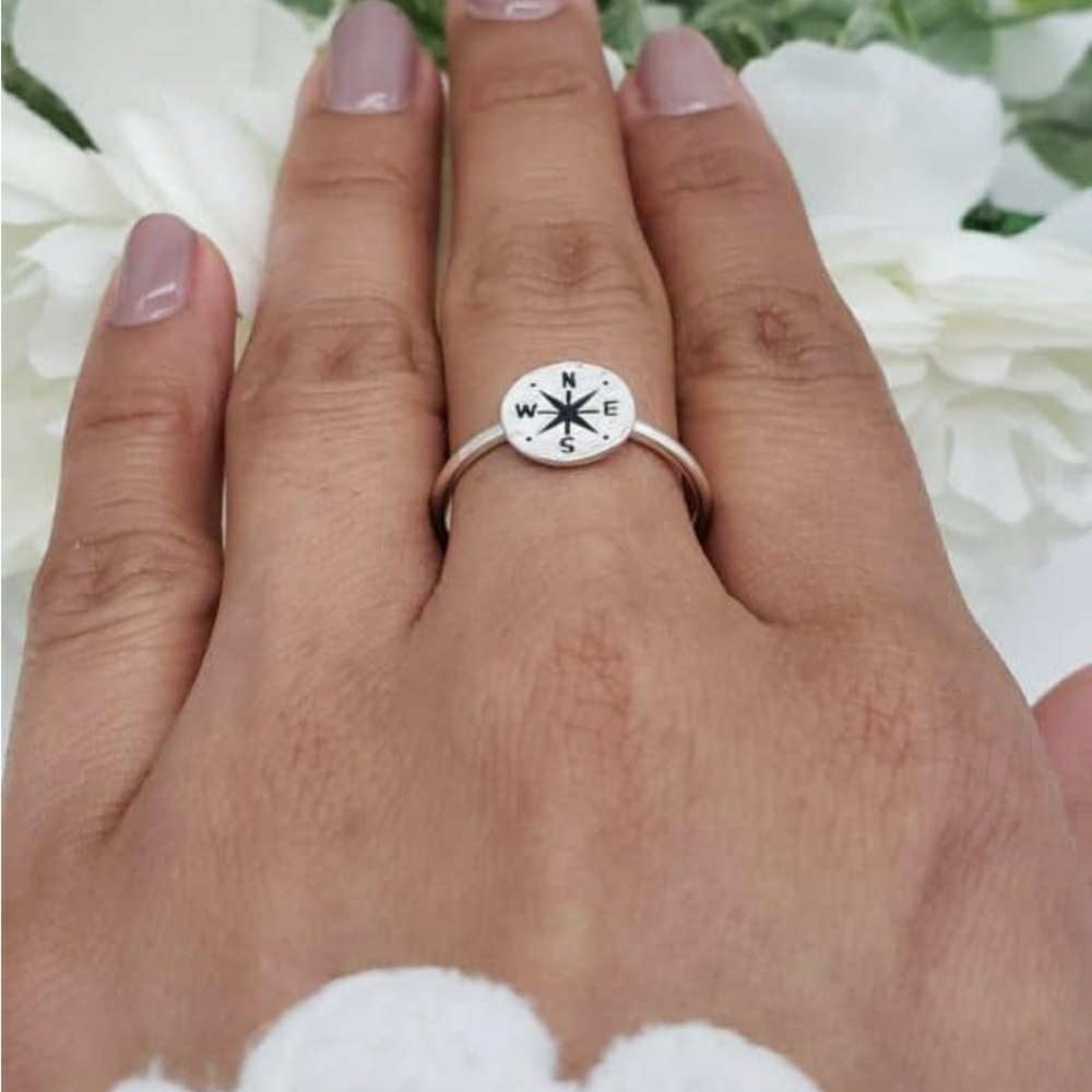 🥰 COMPASS RING - Picture 4 of 4